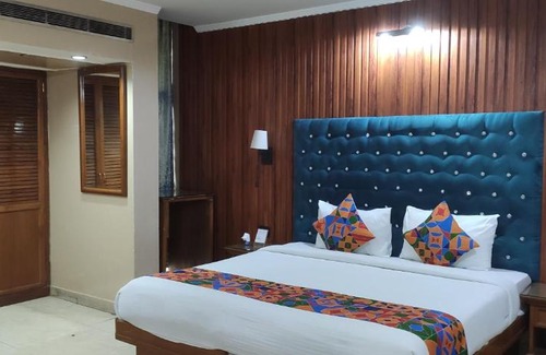 Nehru Place Hotel | HOTEL CONCLAVE EXECUTIVE