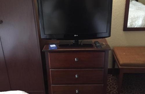 East Syracuse Hotel | Hotel Concord Syracuse, an Ascend Collection Hotel