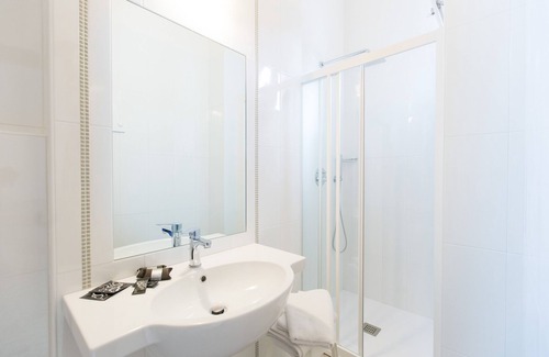 Cattolica Hotel | Hotel Confort