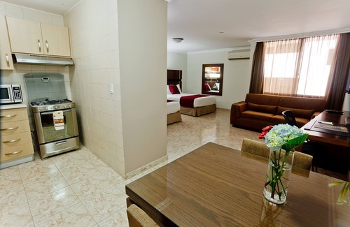 El Cangrejo Hotel | Hotel Coral Suites