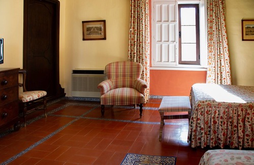 Gerena Hotel | Hotel Cortijo el Esparragal