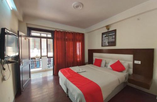 Mallital Hotel | Hotel Cottage Orchid Nainital - Parking Facilities - Luxury & Hygiene Room - Best Seller