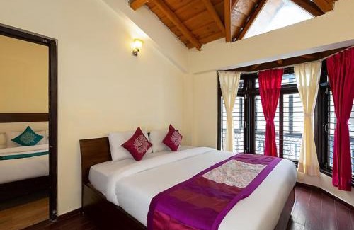 Mallital Hotel | Hotel Cottage Orchid Nainital - Parking Facilities - Luxury & Hygiene Room - Best Seller