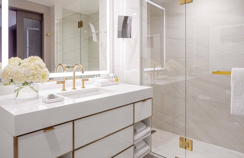 Uptown Hotel | Hotel Crescent Court