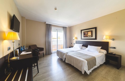 Los Alcazares Hotel | Hotel Cristina