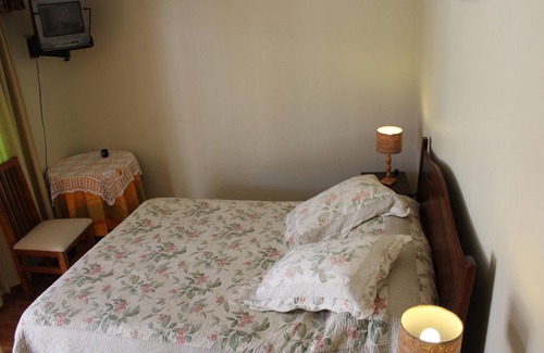 La Serena Hotel | Hotel Cristobal Colon, capacity per room 1 or 2 people