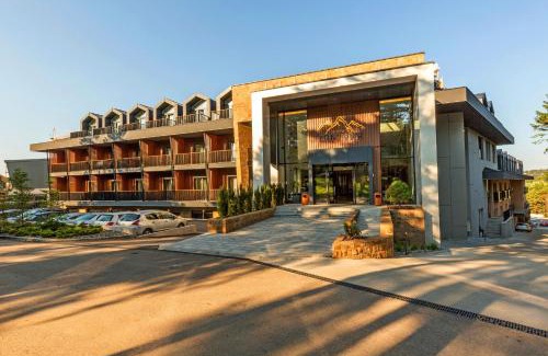 Divcibare Hotel | Hotel Crni Vrh
