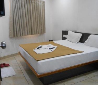 Palanpur Hotel | Hotel crossview