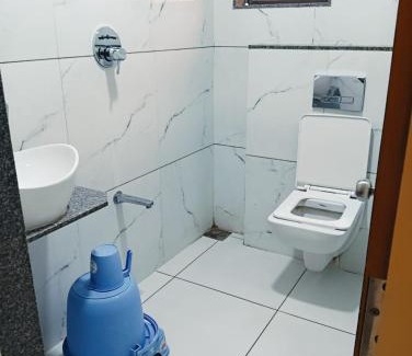 Palanpur Hotel | Hotel crossview