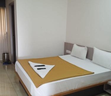 Palanpur Hotel | Hotel crossview