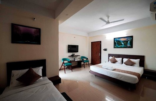 Hatigaon Hotel | Hotel Crown Castle