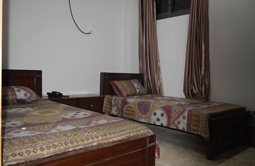 Muzaffarabad Hotel | Hotel Crown City Muzaffarabad