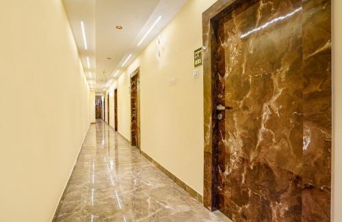 Goregaon West Hotel | Hotel Crystal By Glitz Hotels