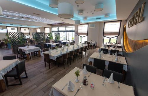 Stari Banovci Hotel | Hotel Crystal