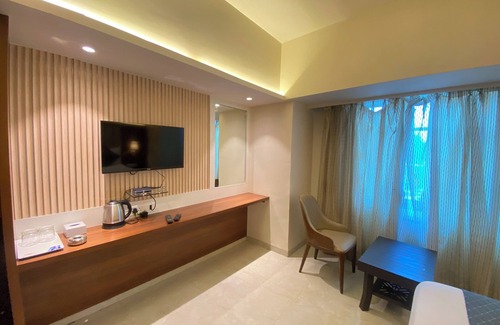 Vashi Hotel | Hotel Czar Inn