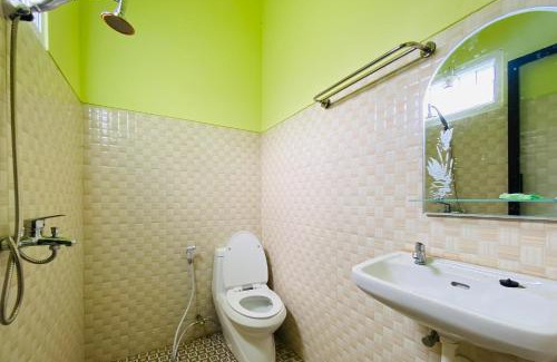 Prigen Hotel | Hotel dan Gazebo Pinggir Kali Prigen Mitra RedDoorz
