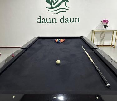 Cikakak Hotel | Hotel daundaun