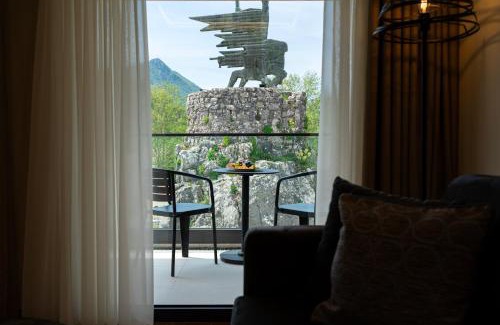 Virpazar Hotel | Hotel De‘Andros Virpazar