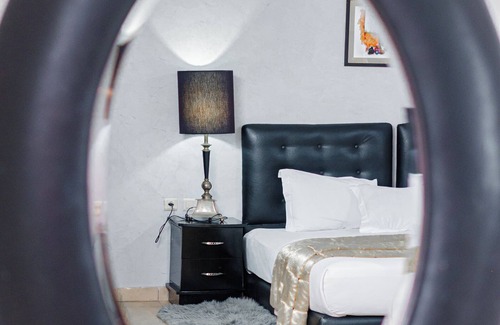 Pointe-Noire Hotel | Hotel De Fez