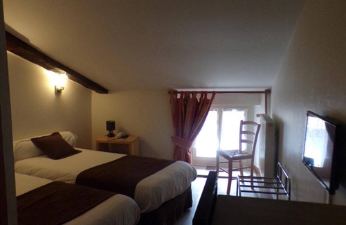 Rochechouart Hotel | Hotel De France
