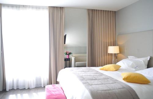 Saint-Thomas-d'Aquin Hotel | Hotel de L'Universite