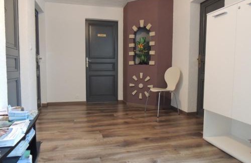 Cousset Hotel | Hotel de la Gare