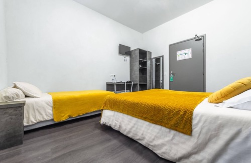 Surgeres Hotel | Hotel de la Gare