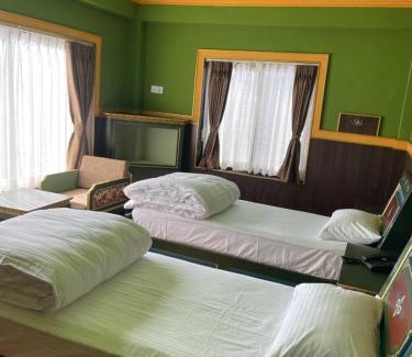 Mustang Hotel | Hotel De Purang
