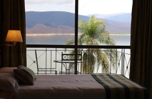 Coronel Moldes Hotel | Hotel Del Dique