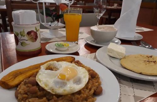 La Ceja Hotel | Hotel Del Parque