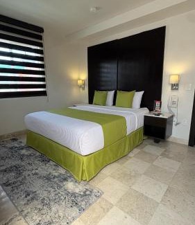 Ajijic Hotel | Hotel del Pescador