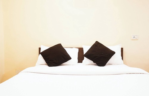 Amarnath Hotel | Hotel Della Comfort near Ambreshwar Shiv Mandir, Ambernath
