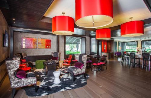 The Galleria Hotel | Hotel Derek Houston Galleria