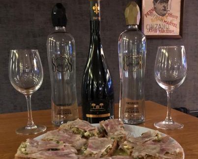 Le Rouget Hotel | Hotel Des Voyageurs