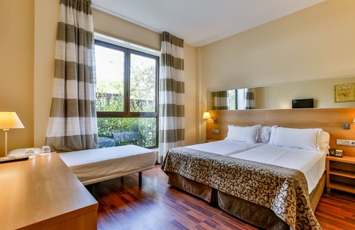 Sant Pere de Ribes Hotel | Hotel Desitges