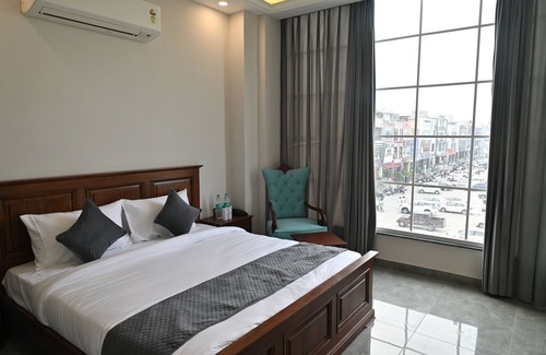 Bathinda Hotel | Hotel Devaan