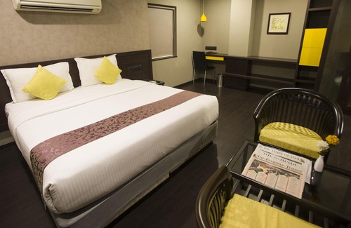 Velachery Hotel | Hotel Dhans