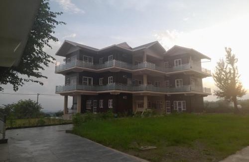 Sidhpur Hotel | Hotel Dharamshala Ayush Health Paradise