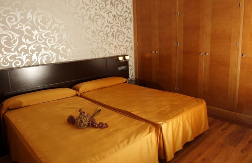 San Luis de Sabinillas Hotel | Hotel Don Agustín