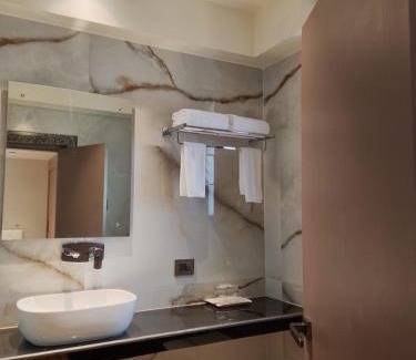 Alipurduar Hotel | Hotel Dooars Hilton