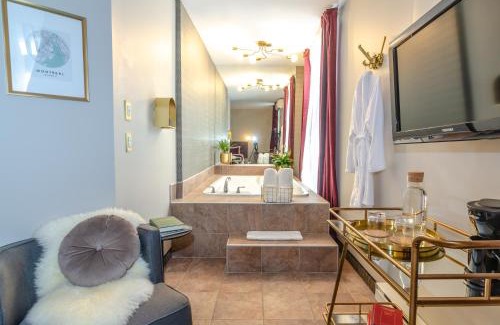 Sainte-Marie Hotel | Hotel Dorion