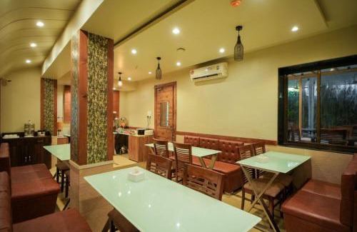 Sakinaka Hotel | HOTEL DOUBLE CROWN Mumbai AIRPORT T2