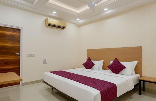 Noida Hotel | Hotel Down Town - Noida Sector 15