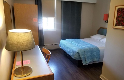 Chicoutimi Hotel | Hotel du Parc