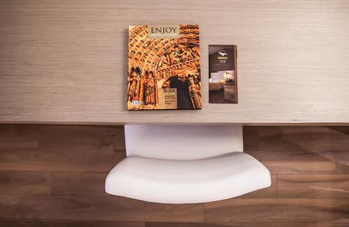 Laguna de Duero Hotel | Hotel Duero