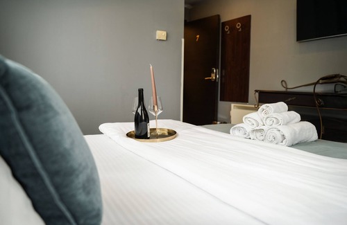 Leon Hotel | Hotel Dum by Muskat
