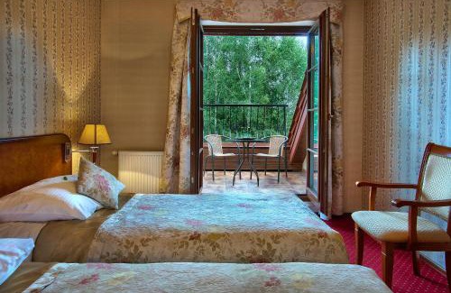 Ksiezyno Hotel | Hotel - Dworek Tryumf