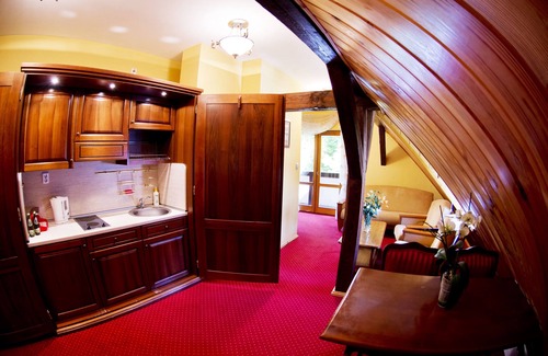 Gorzno Hotel | Hotel Dworek Wapionka