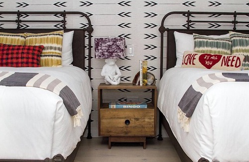 Woodstock Hotel | Hotel Dylan
