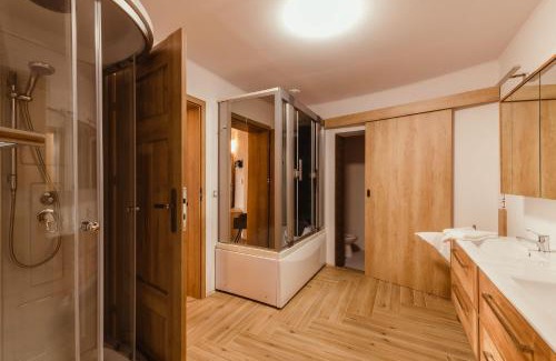 Stare Krecany Hotel | Hotel Dymník
